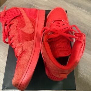 Red Nike dunks